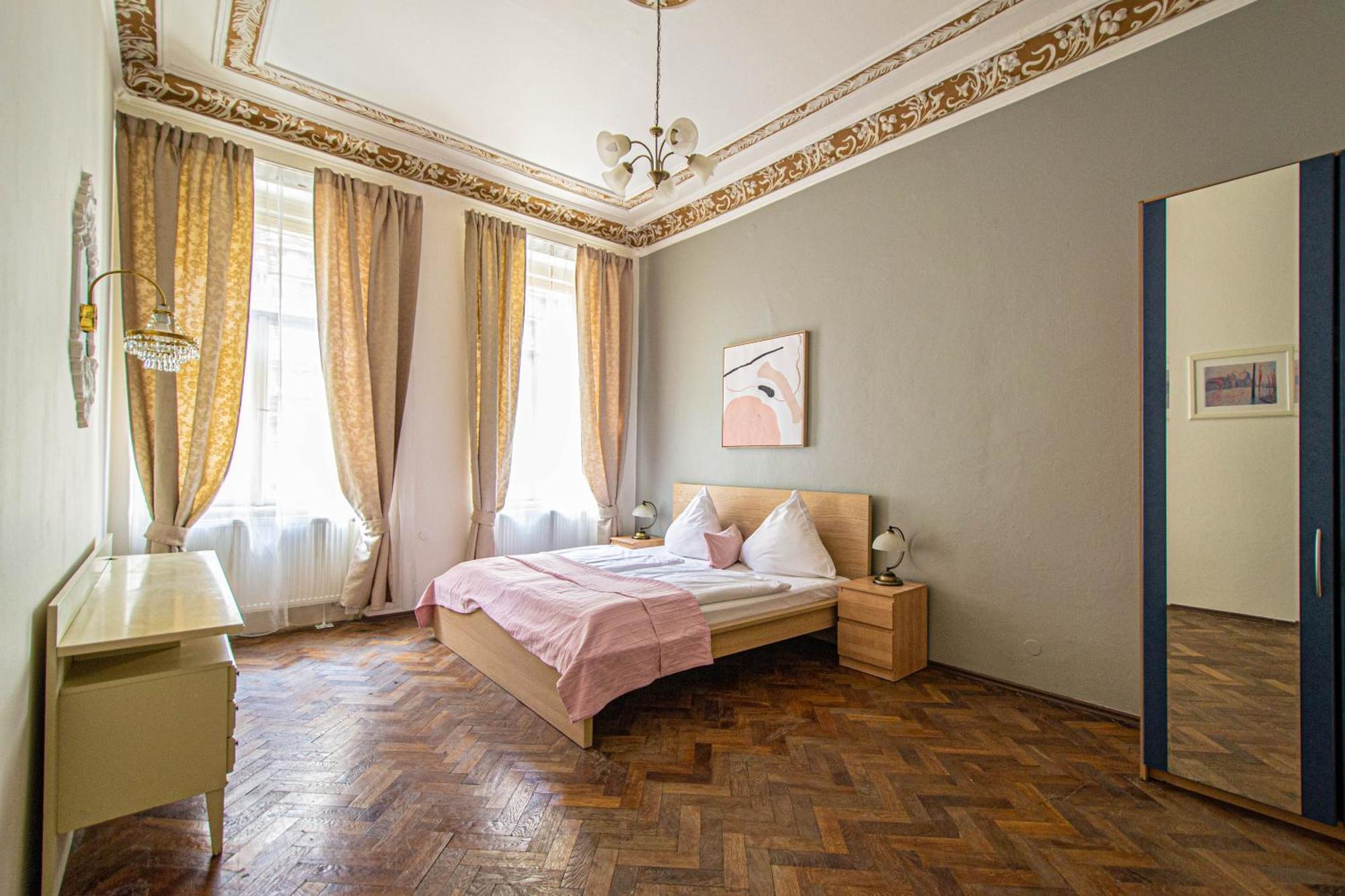 For Celebrations Spacious 3Bdr Apartment With Balcony Prague Exterior photo