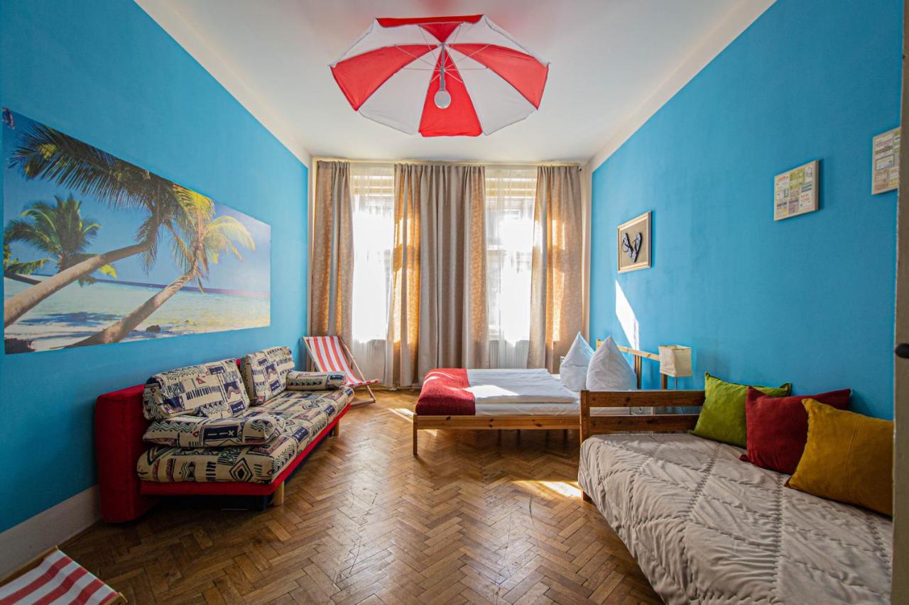 For Celebrations Spacious 3Bdr Apartment With Balcony Prague Exterior photo