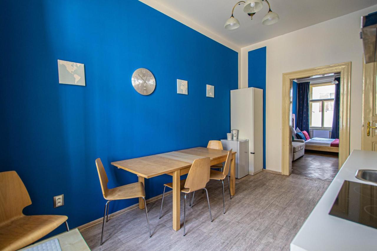 For Celebrations Spacious 3Bdr Apartment With Balcony Prague Exterior photo