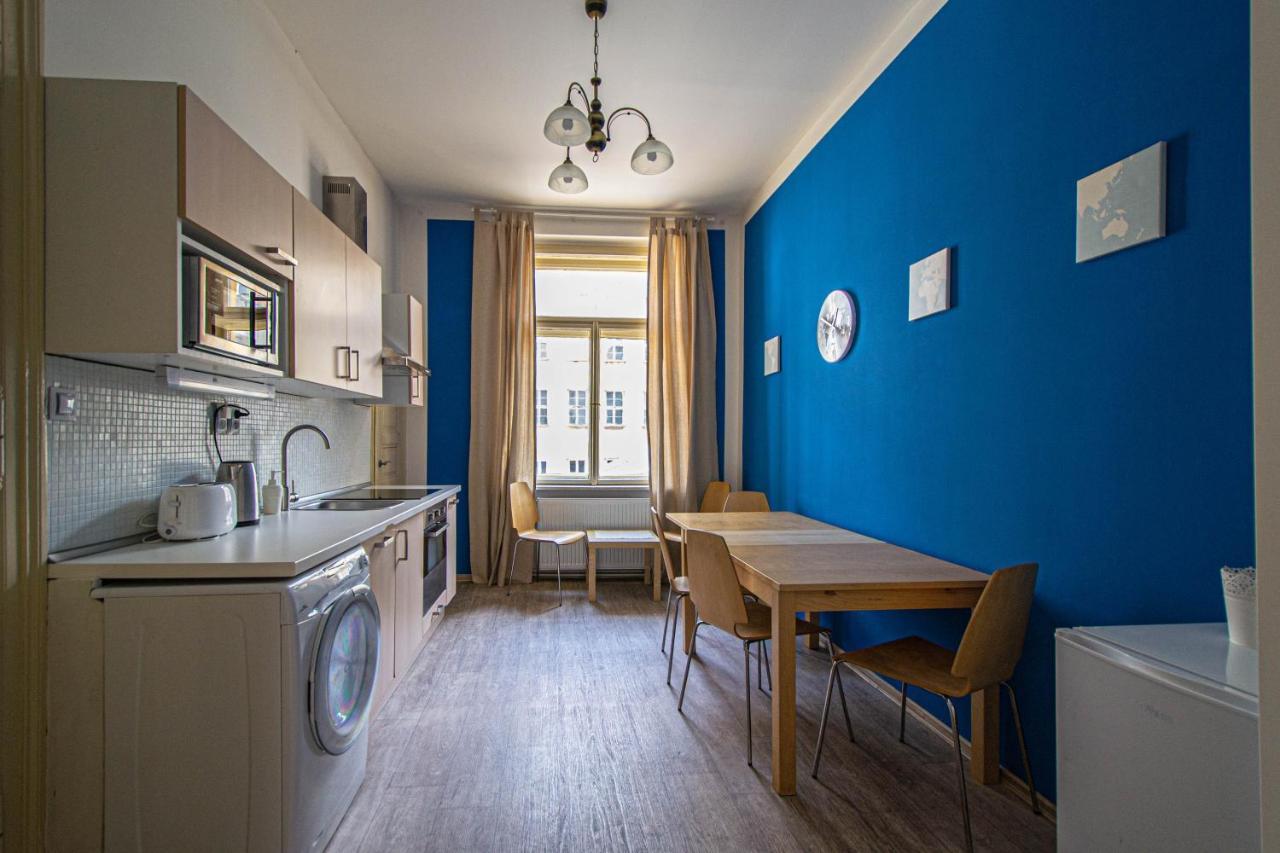 For Celebrations Spacious 3Bdr Apartment With Balcony Prague Exterior photo